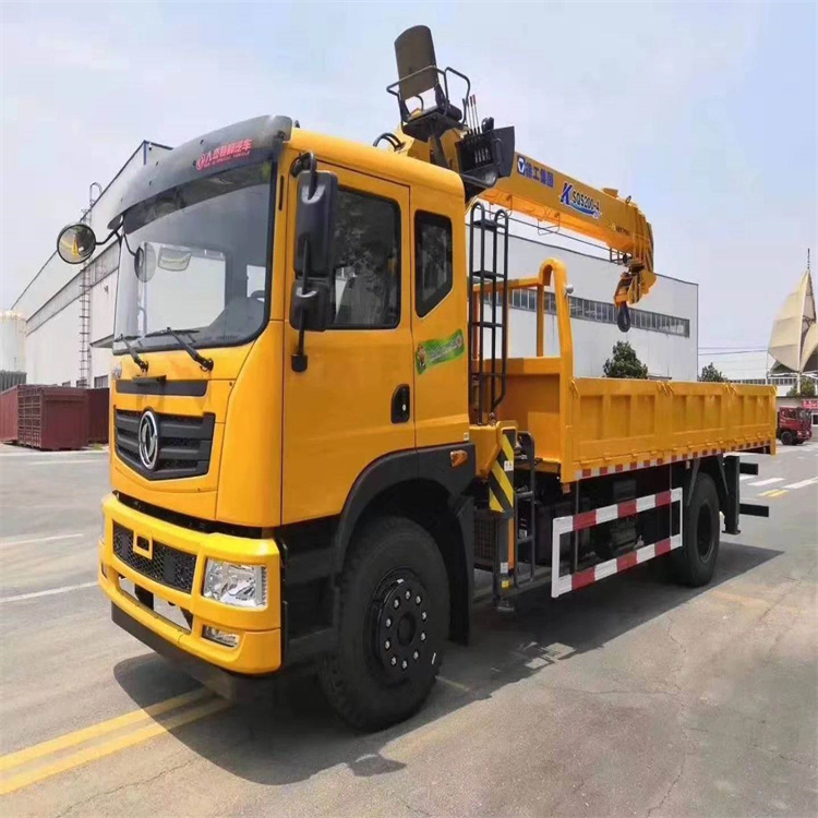 普宁附近找一辆随车吊出租