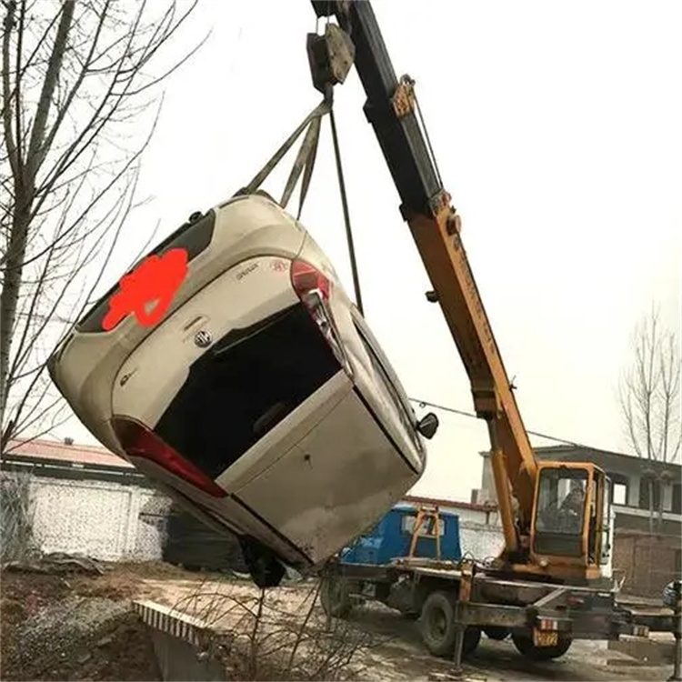 普宁随时待命，吊车24小时道路救援服务全解析